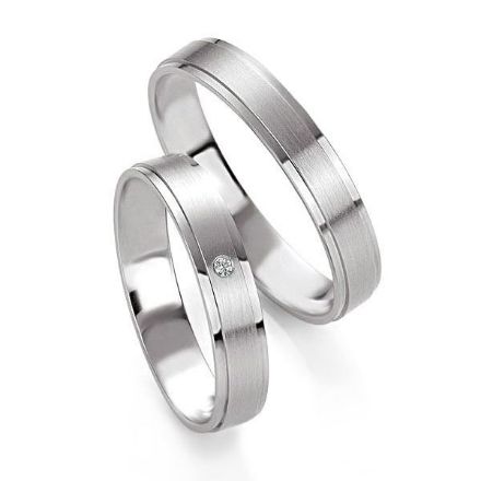 Gifteringer i platina 950, 4 mm. BASIC LIGHT - 44805617 Gifteringer i platina 950, 4 mm. BASIC LIGHT - 44805617