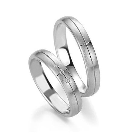 Gifteringer i platina 950, 4 mm. BASIC LIGHT - 44805631 Gifteringer i platina 950, 4 mm. BASIC LIGHT - 44805631