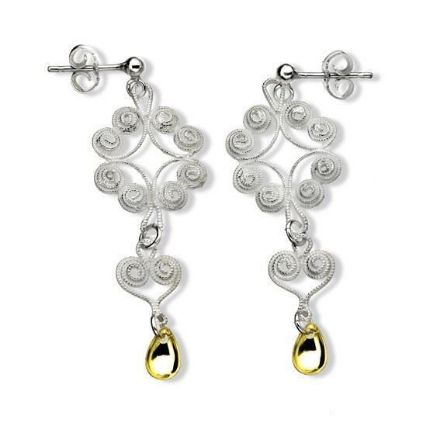 Lang ørepynt, hvit. Nordlandssølv - 610 Lang ørepynt, hvit. Nordlandssølv - 610