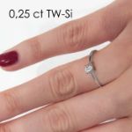 Enstens diamantring Lilya med 0,30 ct i 14kt gull. TW-Si. -18008030