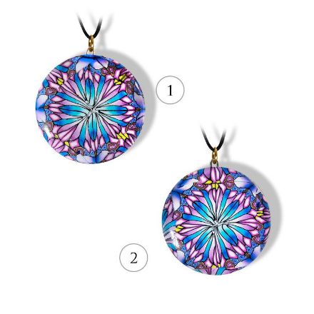 Håndlaget smykke Kaleidoskop, Blå og rosa mønster - 28020740 Håndlaget smykke Kaleidoskop, Blå og rosa mønster - 28020740