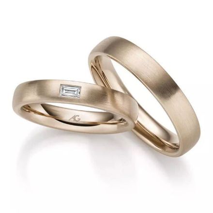 Gifteringer nøttefarget gull 14 kt, 4 mm. GERSTNER - 431303 Gifteringer nøttefarget gull 14 kt, 4 mm. GERSTNER - 431303