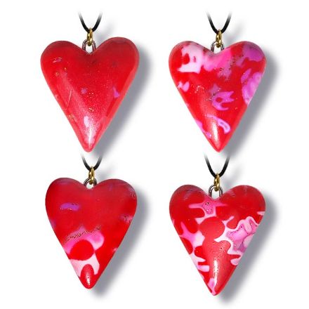 Hjertesmykke rød 25x23 mm. - 280206492 Hjertesmykke rød 25x23 mm. - 280206492