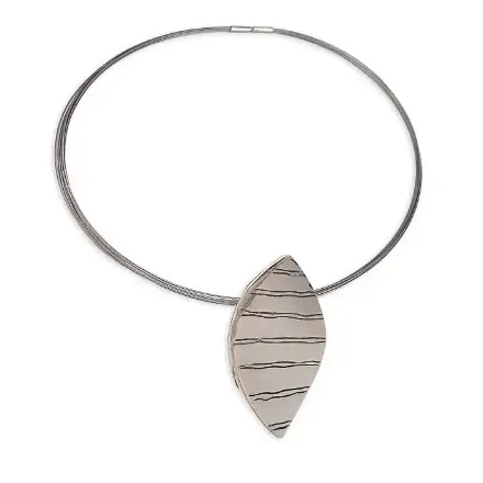 Smykke i lite sølv Bladverk. HILLESTAD - AB341S Smykke i lite sølv Bladverk. HILLESTAD - AB341S