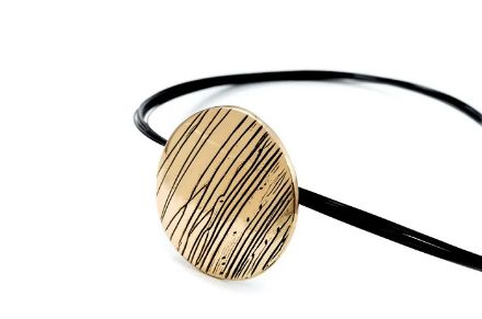 Smykke i bronse Gry. HILLESTAD - AB465 Smykke i bronse Gry. HILLESTAD - AB465