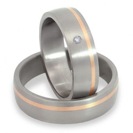 Forlovelsesringer i titan & rosé gull, 6 mm. RAUSCHMAYER - 11505310 Forlovelsesringer i titan & rosé gull, 6 mm. RAUSCHMAYER - 11505310