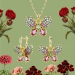 Bilde av Swarovski smykke Idyllia pendant Mixed cuts, Pavé, Butterfly, Multicolored, Gold-tone plated - 5709950