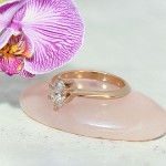 Forlovelsesring Gaia med Oval Lab Grown diamant i 0.71 ct og River (D) - VS1 - LG071gg