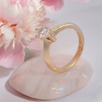 Forlovelsesring Gaia med Oval Lab Grown diamant i 0.71 ct og River (D) - VS1 - LG071gg