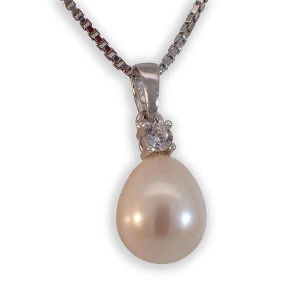 Sølvsmykke med ferskvannsperle, zirkonia og sølv kjede - 3324584 Sølvsmykke med ferskvannsperle, zirkonia og sølv kjede - 3324584