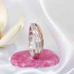 Diamantring med diamant 0,05ct i 14kt gull, tofarget - 5670005