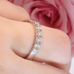 Iselin alliansering 585/14 karat hvitt gull med 5x0.10 ct TW-Si