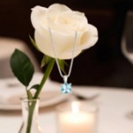 Smykke i hvitt gull med blå topas - 27240