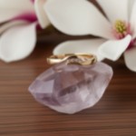 Gullring med 3 zirkonia stener - coc5000326