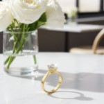 Forlovelsesring Margrete med Oval Lab Grown diamant i 1,50 ct og River (D) -VS1 - LAB16116150RVGU