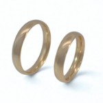 Giftering i gult gull 14kt, 4 mm. RUBIN modell 803 – 1440