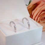 Giftering i platina 950, 3 mm. RUBIN modell 167 - 1030