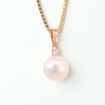 Diamantsmykke i 14kt gull med perle og diamant 0,35ct W-Si - coc4000147