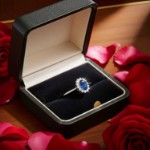Diamantring i hvitt gull med 0,14ct W-Si og safir - 577252