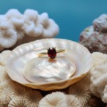 Gullring i 14kt med granat - Bur620400ggr