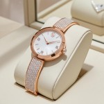 Swarovski klokke Illumina watch Swiss Made, Metal bracelet, Gold tone, Champagne gold-tone finish - 5671196