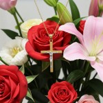 Gullsmykke kors krusifiks i 14K gult gull - 27493