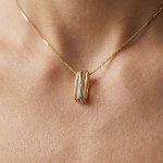 Diamantsmykke i 14kt gull med diamanter 0,02ct W-P1, tofarget - bur2150