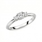 Diamantring - forlovelsesring Leda  med Lab Grown diamant 0,70 ct River-VS i hvitt gull - Ru-11070LG