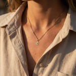 Gullsmykke Blomst i 14kt gull med diamant 0,02ct W-Si - coc4070804