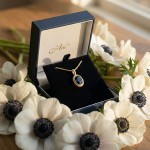 Gullsmykke med safir - bur283307