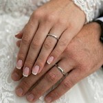 Giftering i platina 950, 3 mm. RUBIN modell 167 - 1030