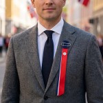 17. mai-sløyfe Ingrid med sølvdetaljer - 690sl