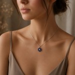 Diamantsmykke i gull 14kt med 0,03ct W-P og safir - Bur320573hvs