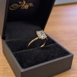 Forlovelsesring med Lab Grown Radiant diamant 2,04 carat River (D)VVS2 i gult gull 14kt - HR0725gg
