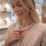 Swarovski Una Angelic halskjede med hvite krystaller - 5751326