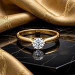 Forlovelsesring i gult gull med lab grown diamant 0,40 ct  River (D) - VS1. Leticia - 18007040LGgg