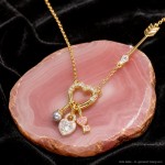 Swarovski smykke Idyllia anheng med krystaller i gullfinish - 5737290