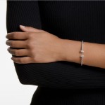 Swarovski armbånd Mesmera cuff, Mixed cuts, White, Rhodium plated - 5572664