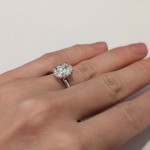 Forlovelsesring med Oval Lab Grown diamant i 2.01 ct og River (D) - VS1 - ABR21640LGHG