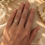 Forlovelsesring Idun i gult gull med diamant 0,25 ct TW Si - 2747744GG